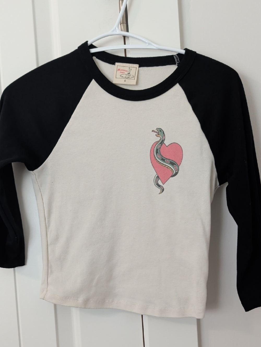 Mischief Made Venomous Love Crop Raglan Tee — Size S